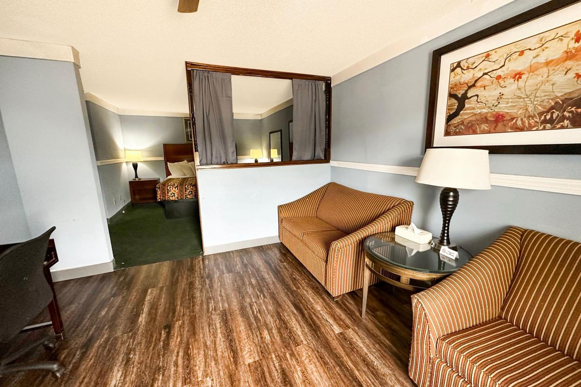 Executive Inn Ridgeway I-77 المظهر الخارجي الصورة